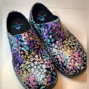 Colorful Floral Slip-On garden shoes
